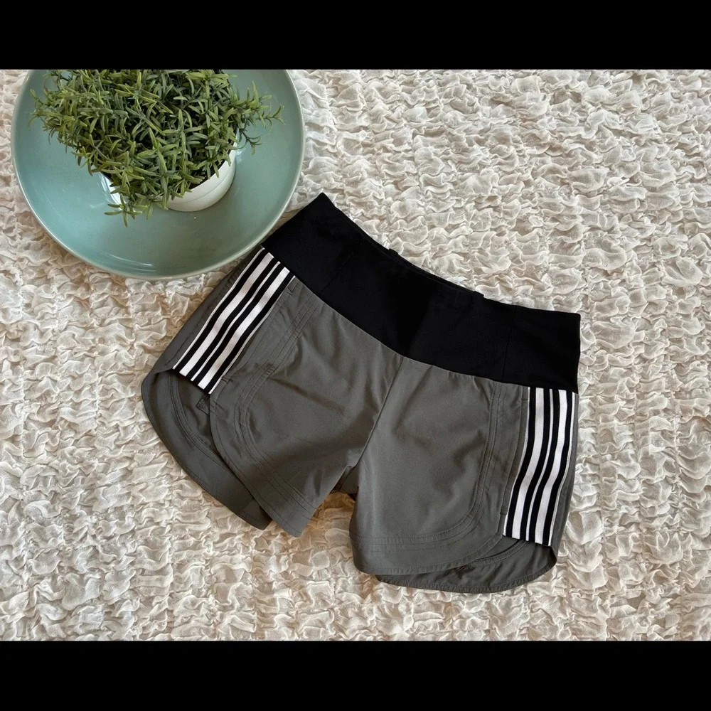 Athleta ascender athletic